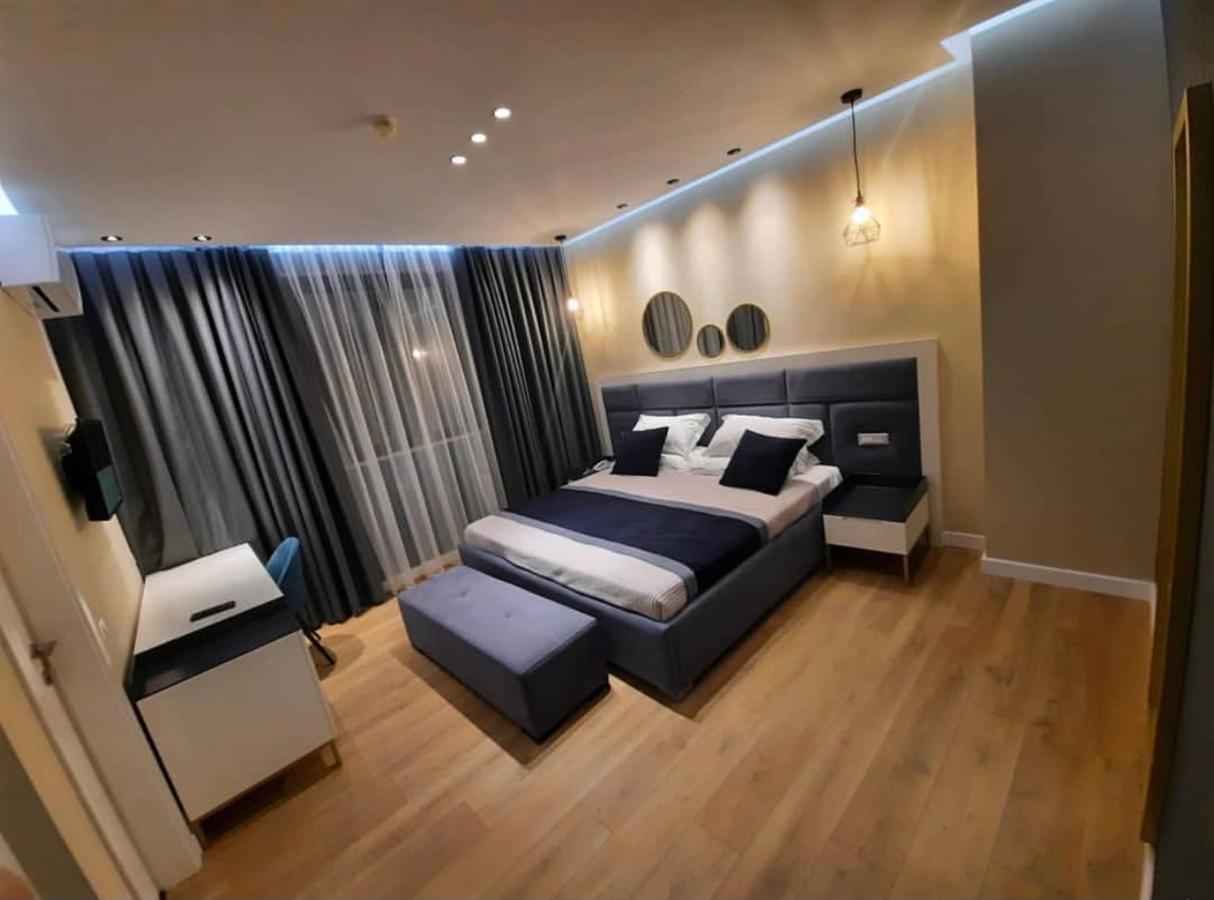 Resort Kompleks Kasmi